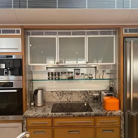 3-storey Penthouse Near Marina